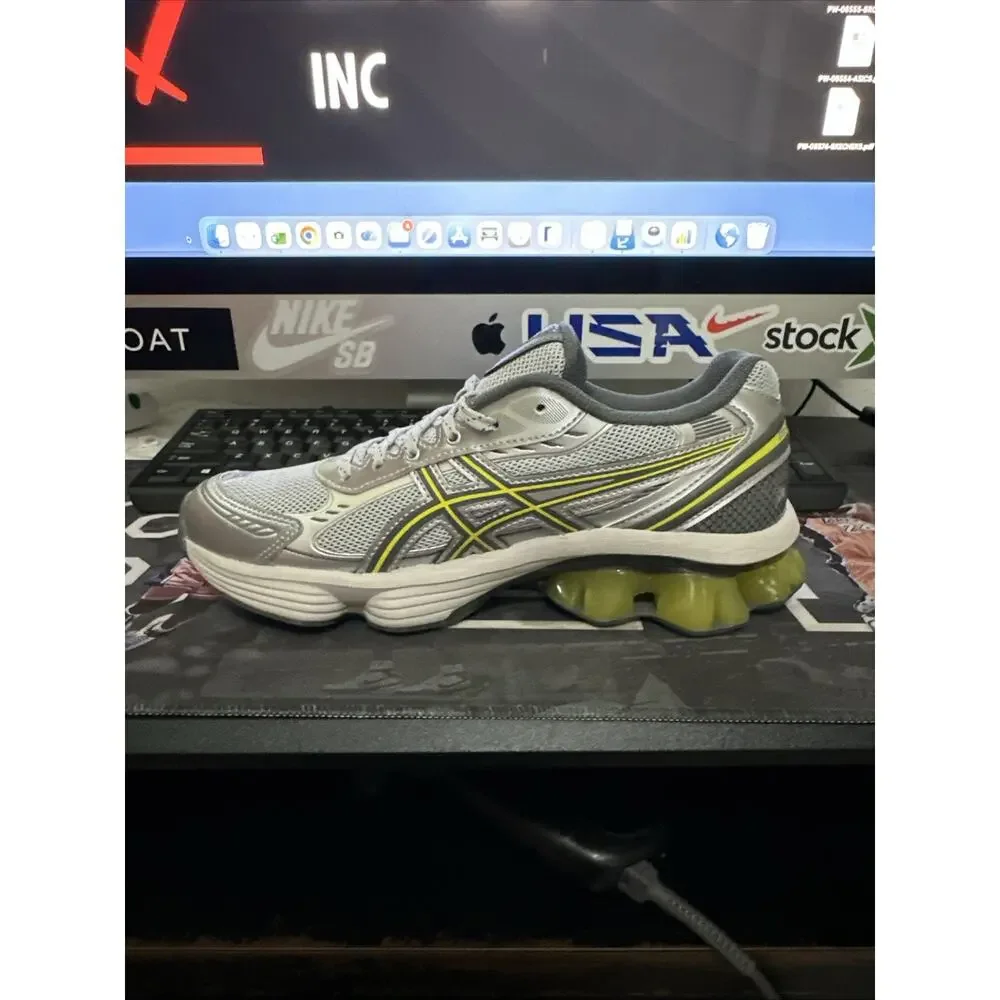 New Women's Size 8 Asics Gel-Kinetic Fluent Grey Running Shoes 1203A591-020